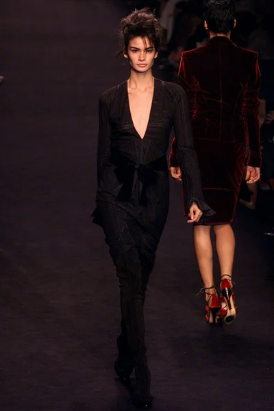Look 8